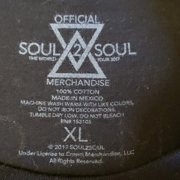 XL 2017 Tim McGraw Faith Hill Concert T-Shirt B67 - Picture 3 of 4